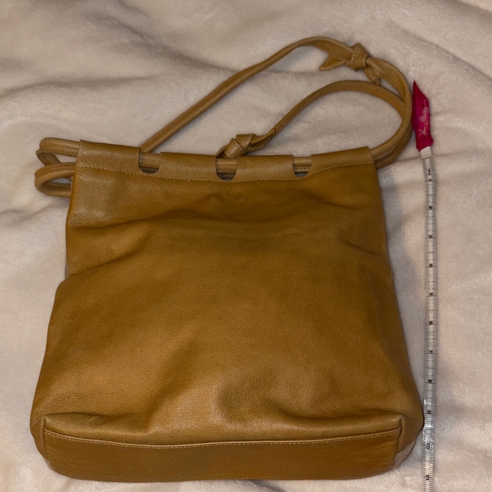 Arcadia Tan Floral Shoulder Bag - Picture 8 of 8